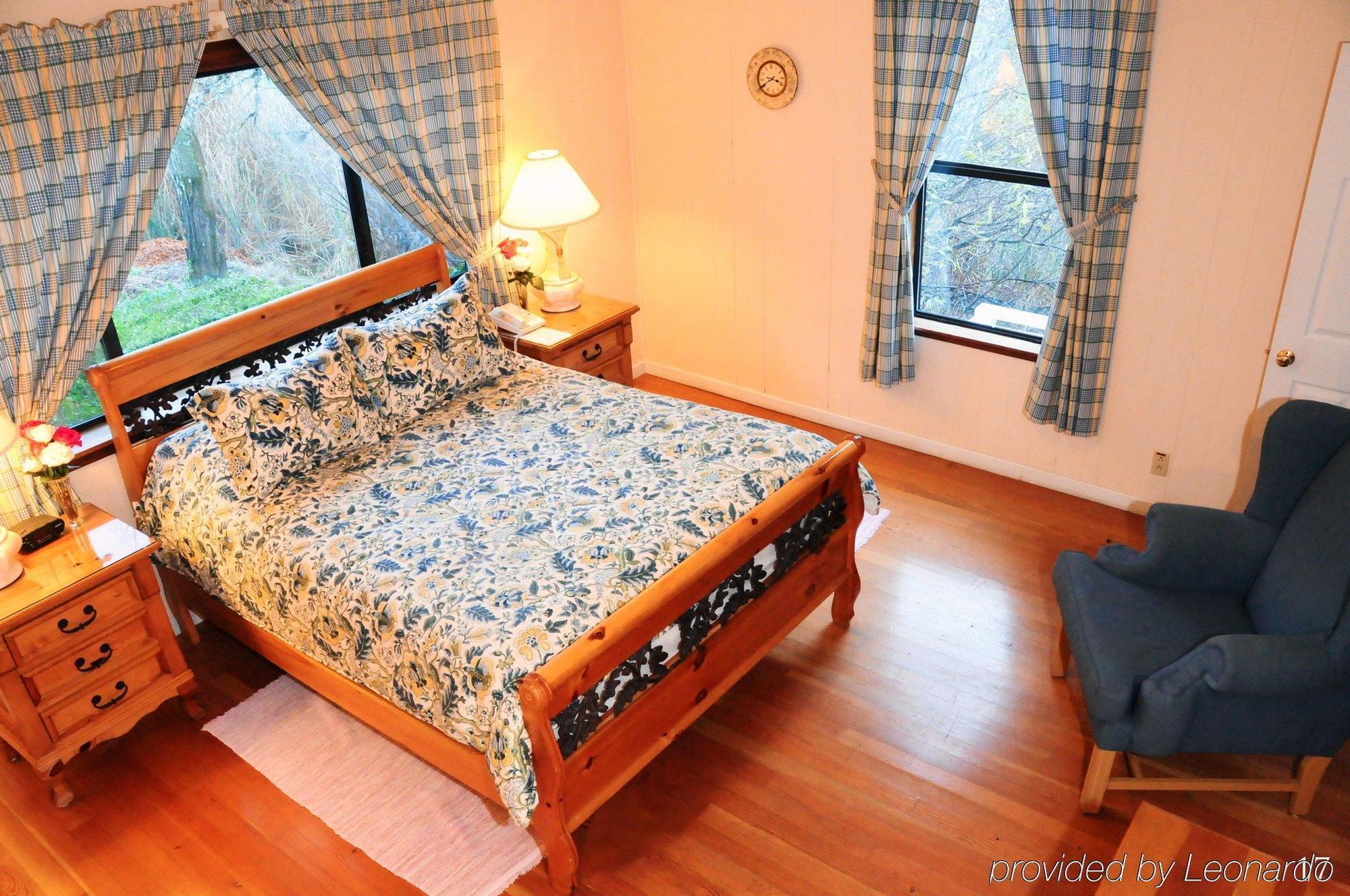Vichy Springs Resort ยูไคอาห์ ภายนอก รูปภาพ