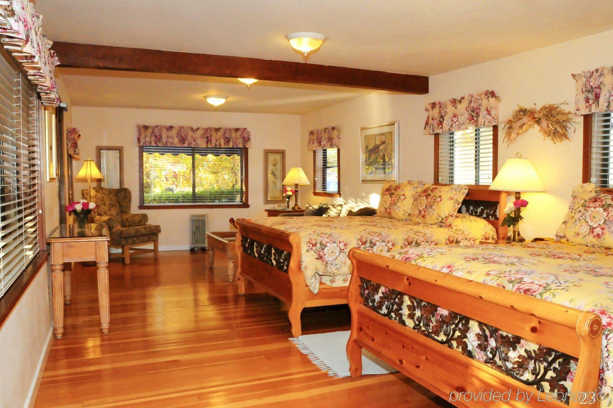 Vichy Springs Resort ยูไคอาห์ ภายนอก รูปภาพ